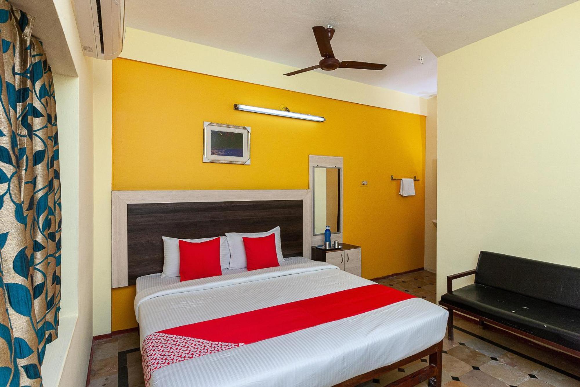 Collection O Ammayi Hotels & Resorts Tiruvannamalai Ngoại thất bức ảnh