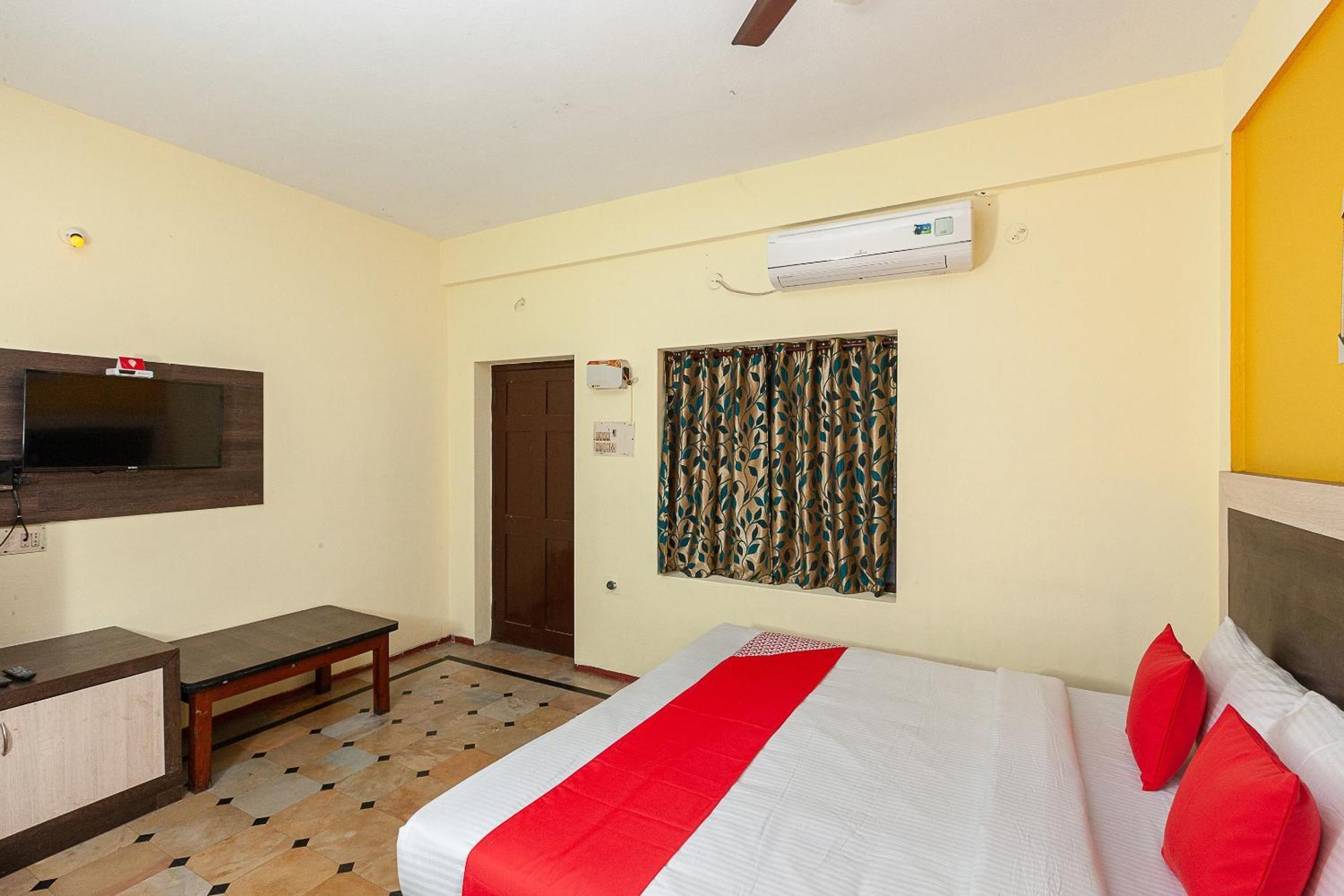 Collection O Ammayi Hotels & Resorts Tiruvannamalai Ngoại thất bức ảnh